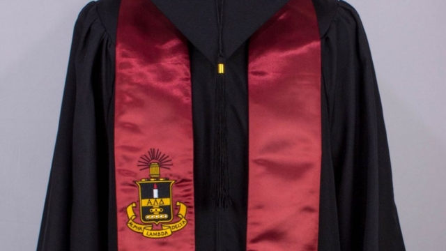 The Sash Style: Celebrating Achievement with Graduation Stoles